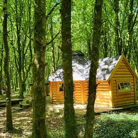 Le Domaine Insolite De Broceliande Paimpont