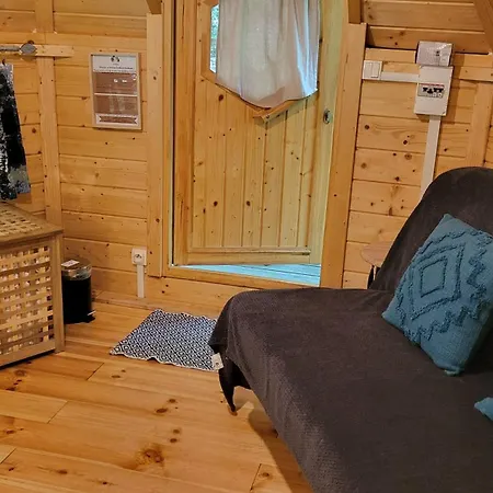 Le Domaine Insolite De Broceliande Chalé *
