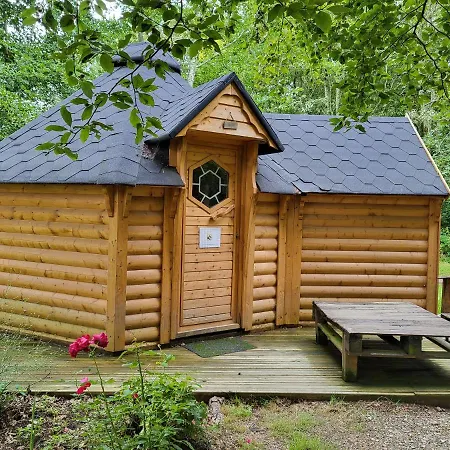 Le Domaine Insolite De Broceliande