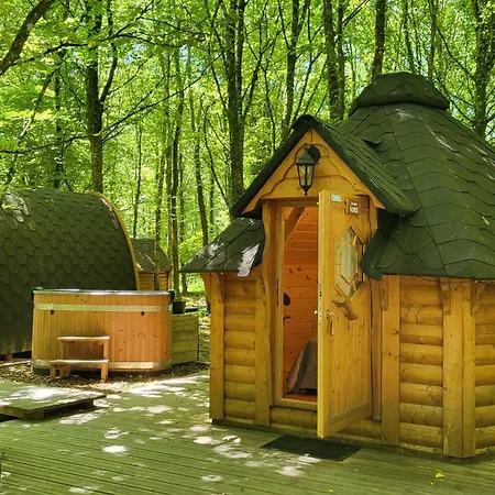 Le Domaine Insolite De Broceliande Chalet Paimpont