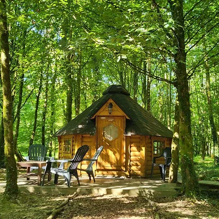 Le Domaine Insolite De Broceliande Chalet Paimpont